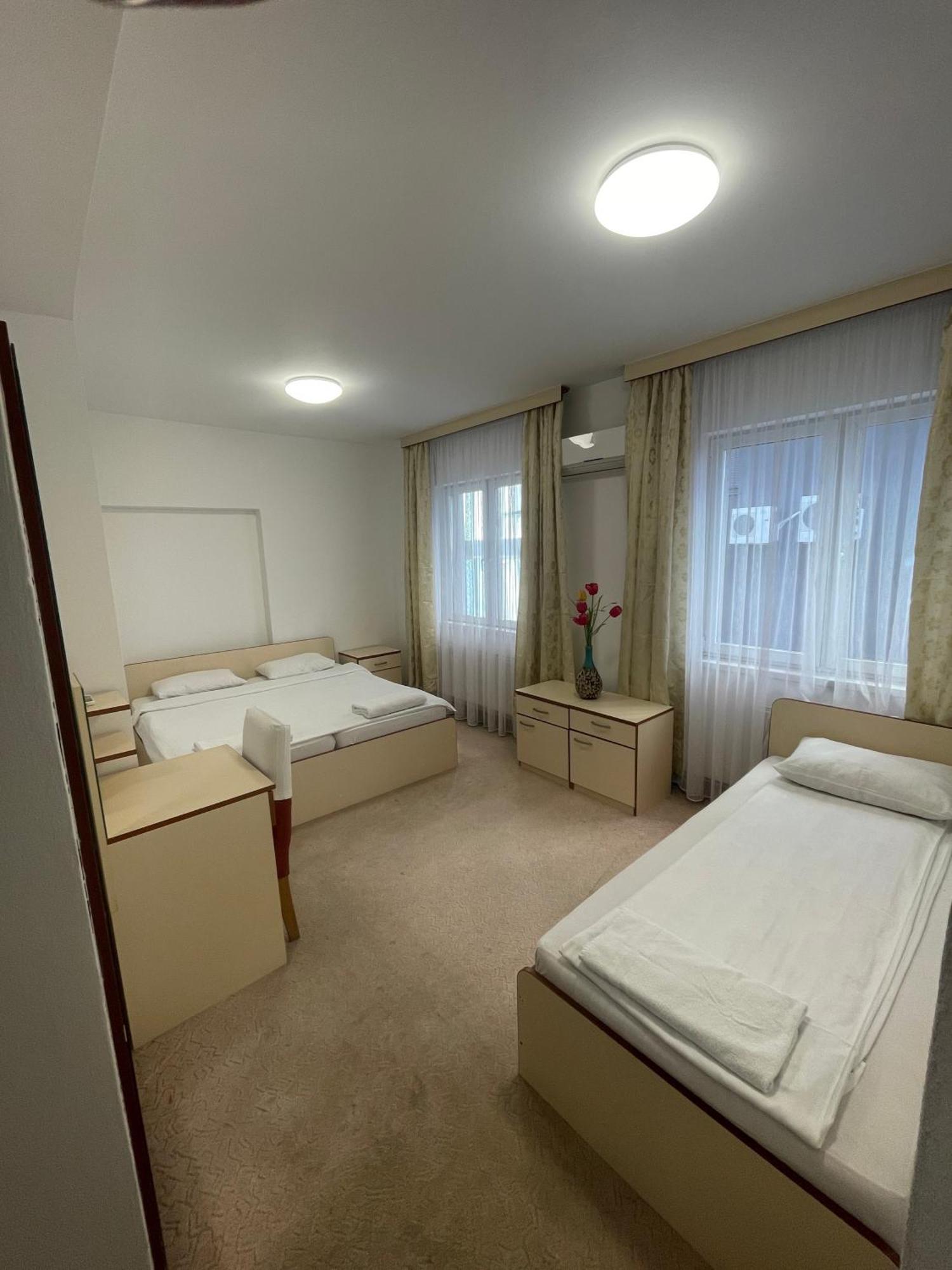 Hotel Ada - Otoka ซาราเยโว ภายนอก รูปภาพ