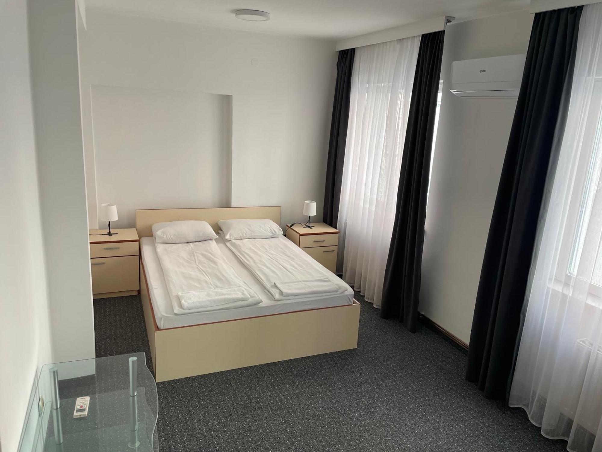 Hotel Ada - Otoka ซาราเยโว ภายนอก รูปภาพ