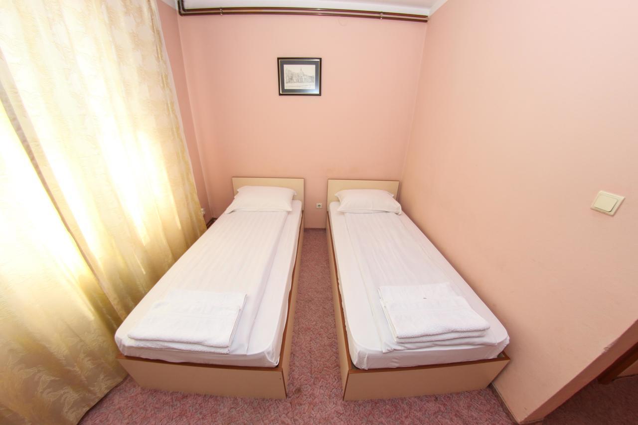 Hotel Ada - Otoka ซาราเยโว ภายนอก รูปภาพ