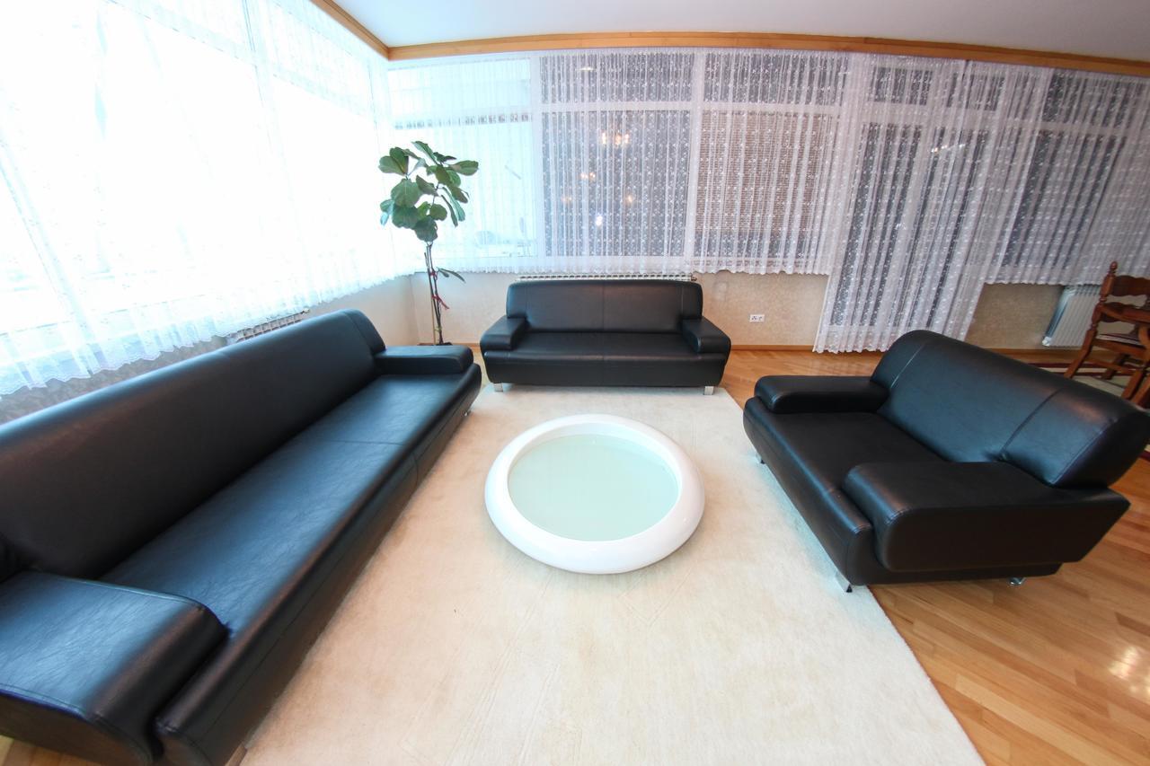 Hotel Ada - Otoka ซาราเยโว ภายนอก รูปภาพ